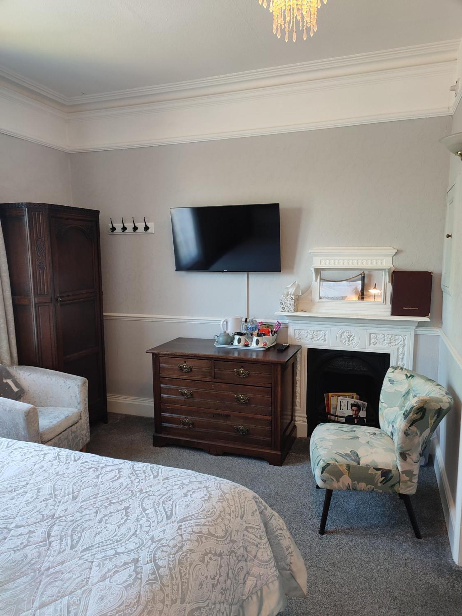 Anton Guest House Bed And Breakfast Shrewsbury Buitenkant foto