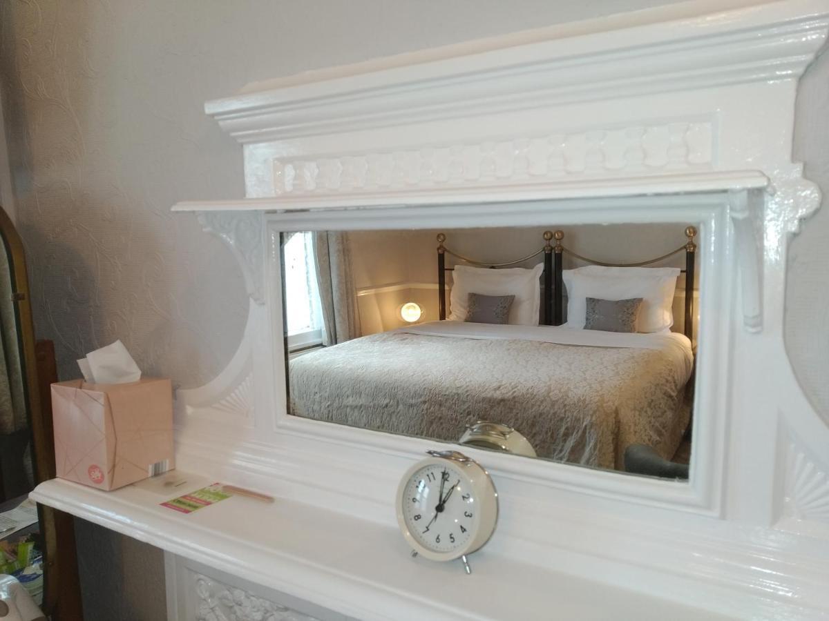 Anton Guest House Bed And Breakfast Shrewsbury Buitenkant foto